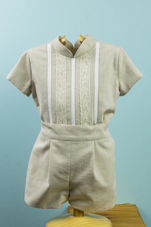 Conjunto niño. Camisa y pantalón lino color camel. manga corta, pantalón bombacho, cuello mao. Infantiles Tote